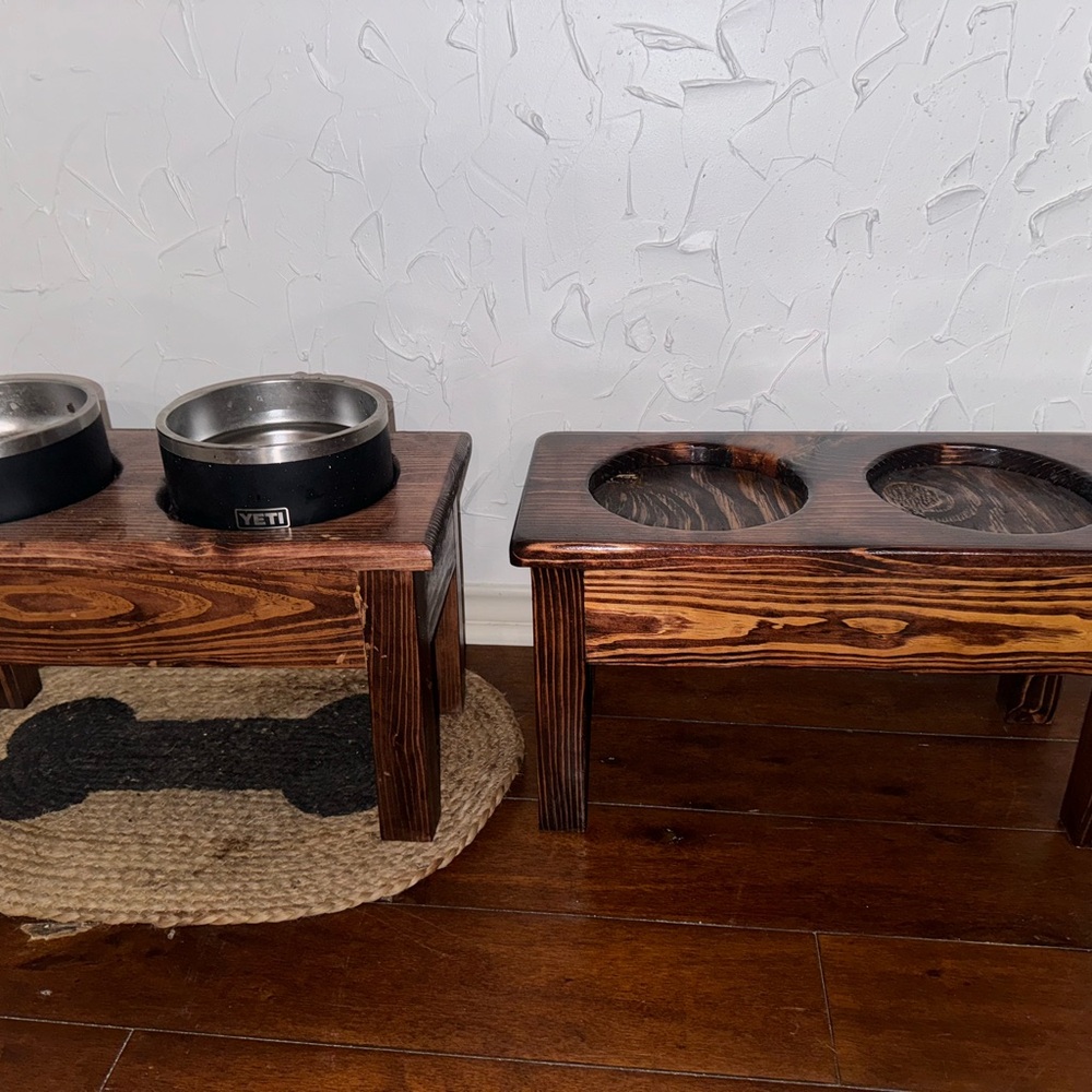 Yeti Dog Bowl Stand Set - Brown and Black